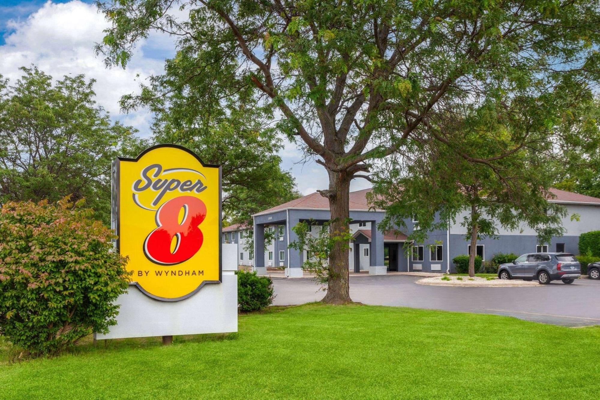 McHenry 麦克亨利速8旅馆酒店 外观 照片